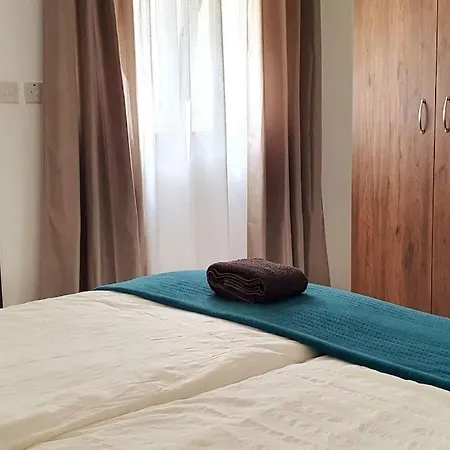 Cactus - New 3bd 2br *