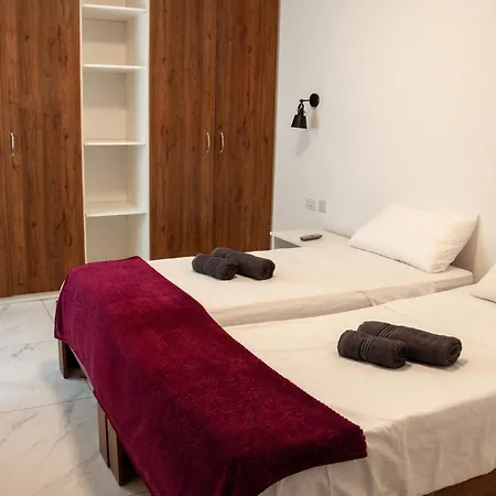 Cactus - New 3bd 2br